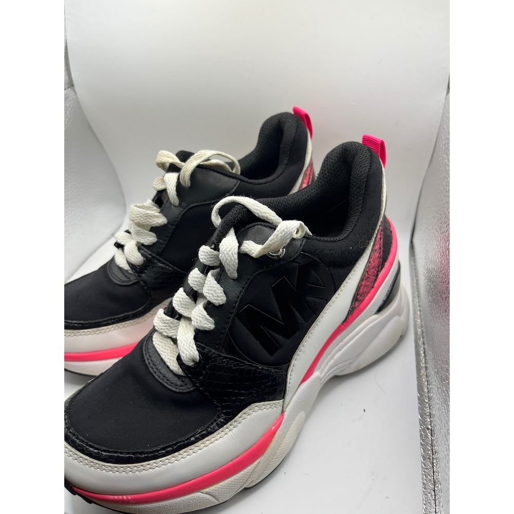 Michael Kors Women's Black‎ Pink Snake Trim Sneakers Athletic Shoes Size 6 - Picture 2 of 8